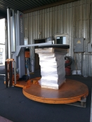 Автоматический паллетоупаковщик (паллетайзер) ROBOPAC ROTOPLAT 507 + прижимное устройство Автоматический паллетоупаковщик (паллетайзер) ROBOPAC ROTOPLAT 507 + прижимное устройство